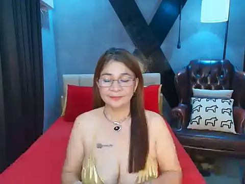 YuriMorgana online show from March 17, 2026, 5:05 pm