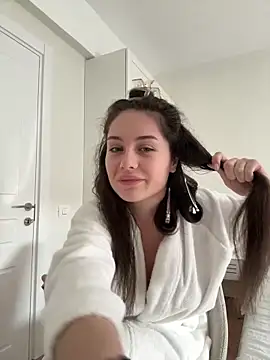 Ashley-Evans online show from February 14, 2025, 8:10 am