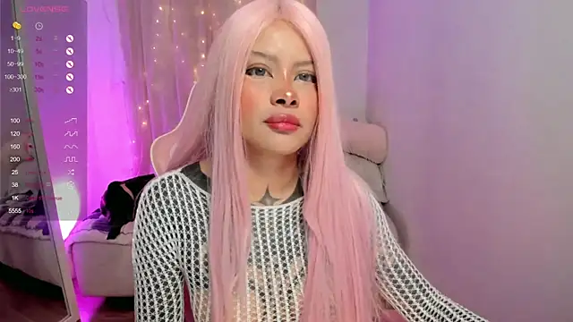 Snapshot of AlinaLukyanova chatting on December 22, 2025, 4:31 am AlinaLukyanova online show from December 22, 2025, 4:31 am