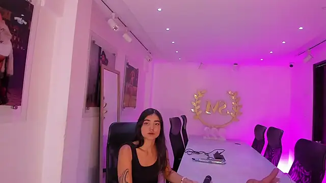 AbbyBeck online show from May 25, 2026, 12:11 pm