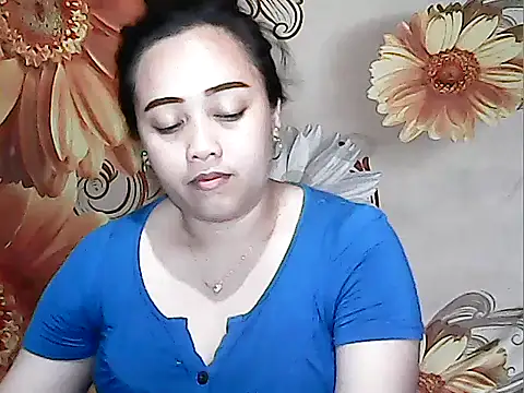 Snapshot of Pinay_Chubby20 chatting on April 13, 2026, 9:37 am Pinay Chubby20 online show from April 13, 2026, 9:37 am