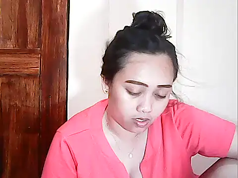 Snapshot of Pinay_Chubby20 chatting on April 24, 2026, 12:40 pm Pinay Chubby20 online show from April 24, 2026, 12:40 pm