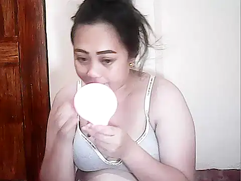 Snapshot of Pinay_Chubby20 chatting on May 9, 2026, 9:42 pm Pinay Chubby20 online show from May 9, 2026, 9:42 pm