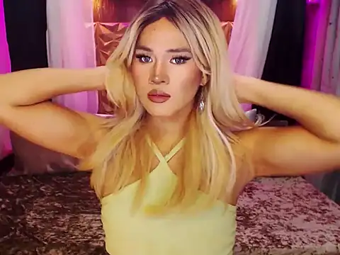 YllanaAltheaXxX online show from October 23, 2025, 4:12 am