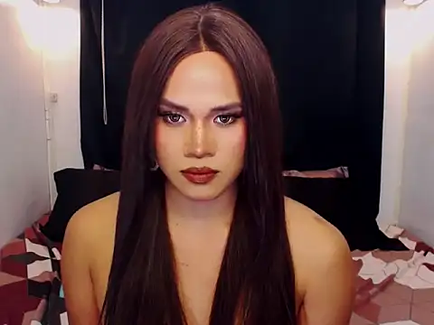 YllanaAltheaXxX online show from February 19, 2026, 5:20 pm