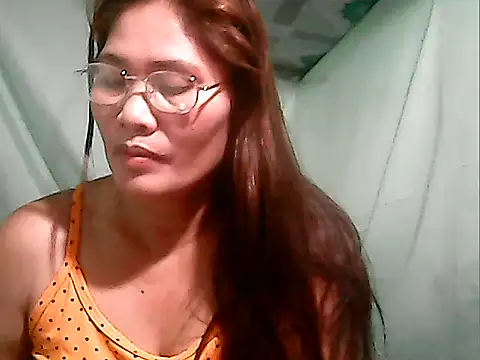 Juicy 69xx online show from September 28, 2025, 11:37 am