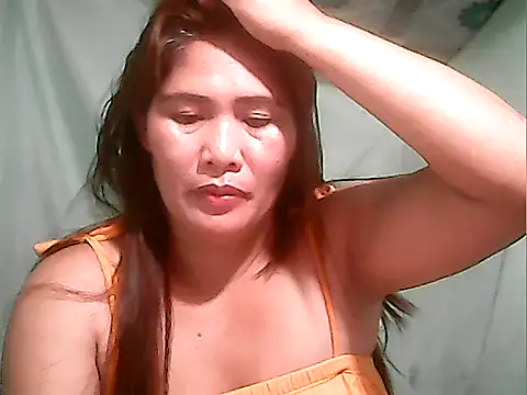 Juicy 69xx online show from October 3, 2025, 12:46 pm