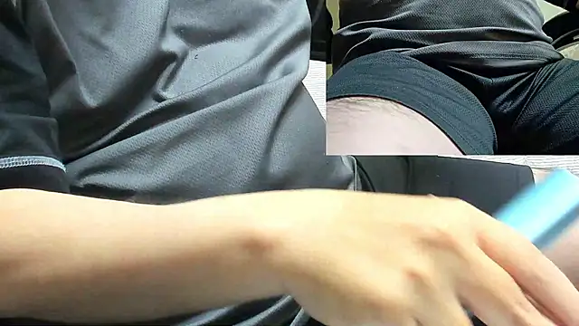 Snapshot of mori_kuma3 chatting on November 14, 2025, 11:02 pm mori kuma3 online show from November 14, 2025, 11:02 pm