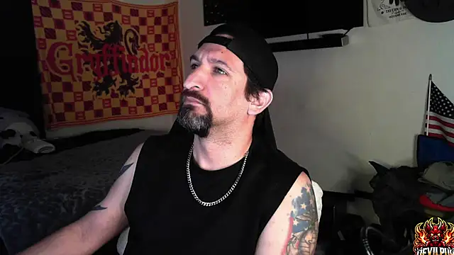 Snapshot of DevilPup75_ chatting on September 26, 2025, 2:15 am DevilPup75  online show from September 26, 2025, 2:15 am