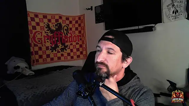 Snapshot of DevilPup75_ chatting on September 27, 2025, 8:41 am DevilPup75  online show from September 27, 2025, 8:41 am