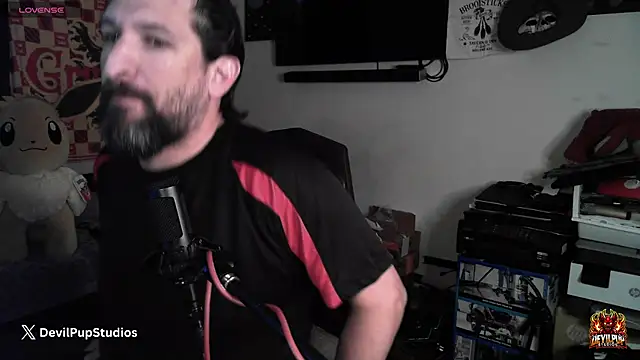 Snapshot of DevilPup75_ chatting on January 18, 2026, 8:56 pm DevilPup75 online show from January 18, 2026, 8:56 pm