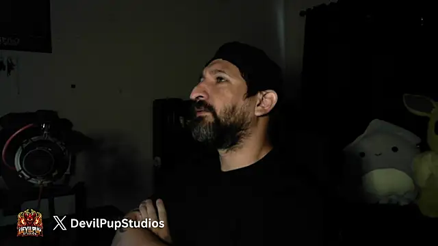 Snapshot of DevilPup75_ chatting on August 6, 2026, 1:35 pm DevilPup75 online show from August 6, 2026, 1:35 pm