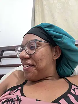 Valen1800 online show from February 25, 2026, 1:37 am