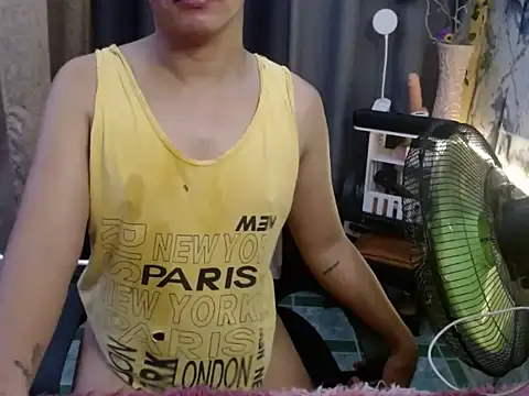 Shikagamhe23 online show from April 9, 2026, 12:43 am