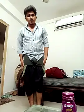 HarryChoudhary21 online show from June 30, 2026, 8:43 pm