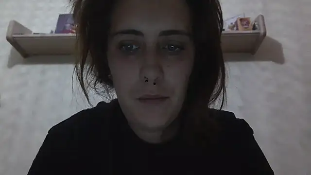 Snapshot of laxinna123 chatting on October 9, 2025, 8:45 am laxinna123 online show from October 9, 2025, 8:45 am