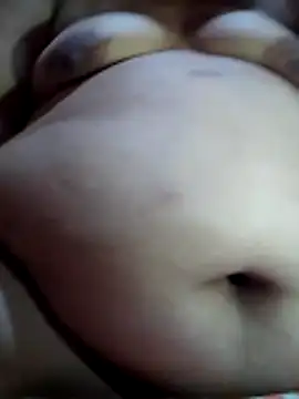Huge mama69 online show from April 26, 2026, 4:32 am