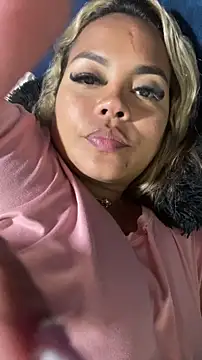EmilyDuran  online show from May 20, 2026, 1:23 am