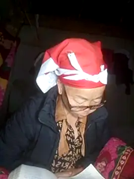 VangLe73 online show from December 1, 2025, 3:50 pm