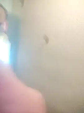 bratlipss online show from October 1, 2025, 10:10 am