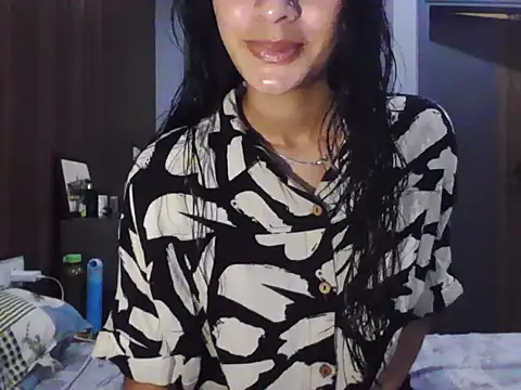 Snapshot of Tanvi_Angel chatting on November 19, 2025, 11:54 am Tanvi Angel online show from November 19, 2025, 11:54 am