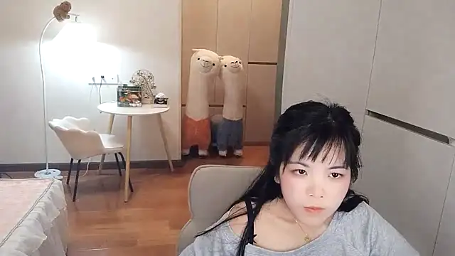 XiaoAnQi online show from October 16, 2025, 1:01 pm