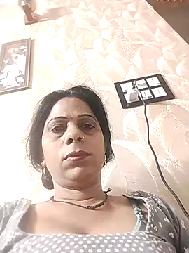 Soniya Roy online show from April 15, 2026, 10:22 am