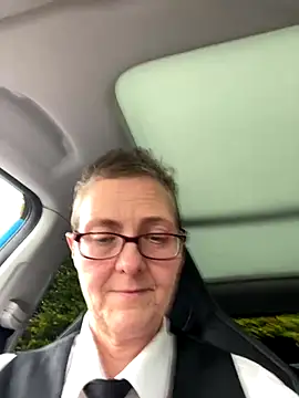 Curvy-Jinx online show from October 17, 2025, 10:18 am