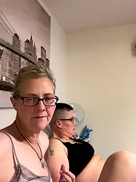 Curvy-Jinx online show from November 8, 2025, 9:02 pm