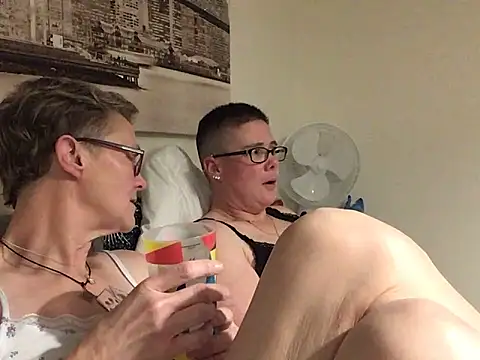 Curvy-Jinx online show from February 7, 2026, 9:29 pm