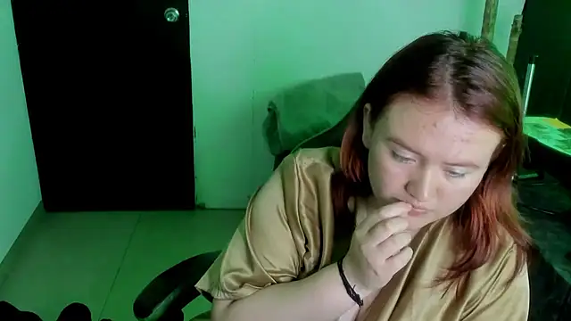 Snapshot of AliaMiller_ chatting on March 11, 2026, 1:22 am AliaMiller online show from March 11, 2026, 1:22 am