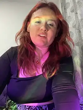 Snapshot of AliaMiller_ chatting on March 12, 2026, 2:39 am AliaMiller online show from March 12, 2026, 2:39 am