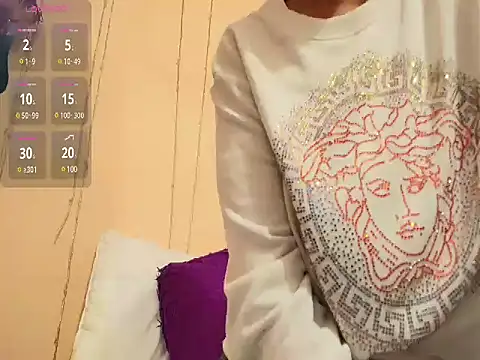 rachelroberts online show from March 4, 2025, 2:21 pm