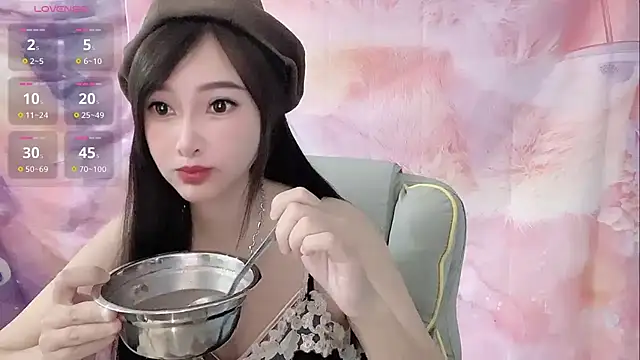 Crush-7ii online show from November 9, 2025, 12:20 am