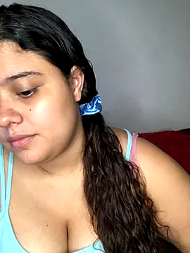 luisahot 9727 online show from November 23, 2025, 5:40 am