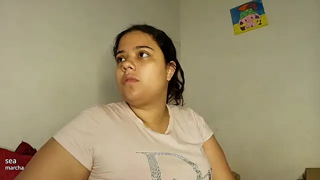 luisahot 9727 online show from December 18, 2025, 11:27 am