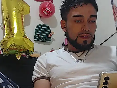 Snapshot of Npga96 chatting on February 5, 2026, 1:49 pm Npga96 online show from February 5, 2026, 1:49 pm