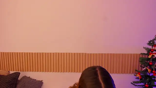 Snapshot of OliviaSweett chatting on November 30, 2025, 6:56 pm OliviaSweett online show from November 30, 2025, 6:56 pm