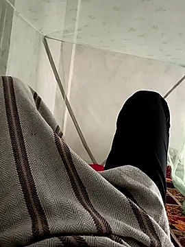 Snapshot of monubigcoock chatting on October 13, 2025, 3:39 am monubigcoock online show from October 13, 2025, 3:39 am