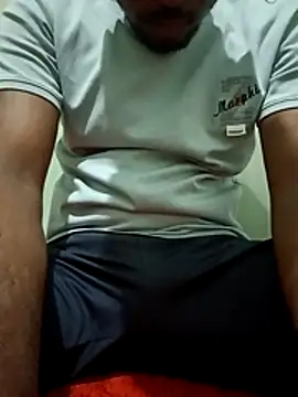 Snapshot of monubigcoock chatting on November 18, 2025, 3:05 pm monubigcoock online show from November 18, 2025, 3:05 pm