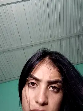 Bigtiti01 online show from October 6, 2025, 7:11 pm