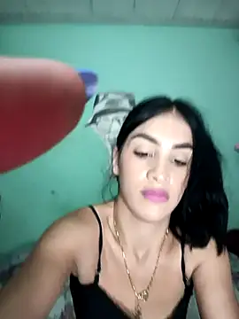 Bigtiti01 online show from October 21, 2025, 7:36 pm