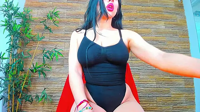 Cupcake Izzy online show from March 3, 2026, 5:35 am