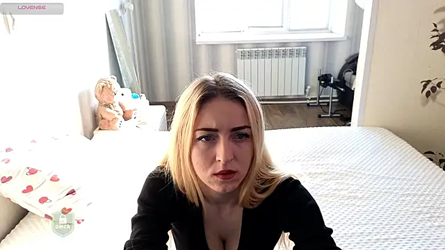 Snapshot of space_danger chatting on February 5, 2026, 6:18 am space danger online show from February 5, 2026, 6:18 am