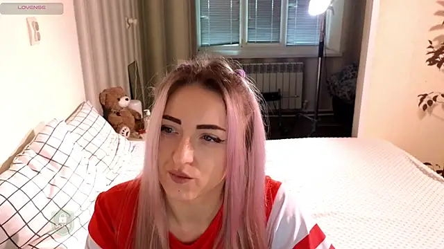 Snapshot of space_danger chatting on March 9, 2026, 1:59 pm space danger online show from March 9, 2026, 1:59 pm