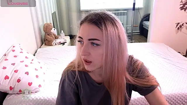 Snapshot of space_danger chatting on March 25, 2026, 9:59 am space danger online show from March 25, 2026, 9:59 am