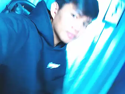 Alexx 143 online show from December 21, 2025, 3:52 pm