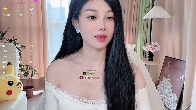 Xiatian520  online show from November 11, 2025, 6:02 am