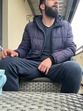 Michel huge online show from April 10, 2026, 7:02 am