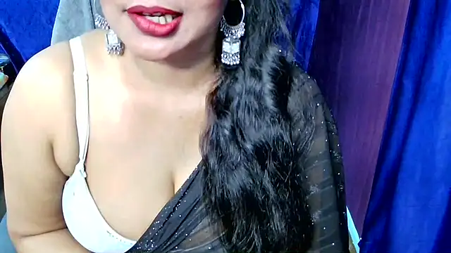 QUEEN SAKHI- online show from April 4, 2026, 12:13 pm